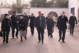 省醫保局局長林仁方一行蒞臨景岳堂開展“三服務”調研及助企“開門紅”活動